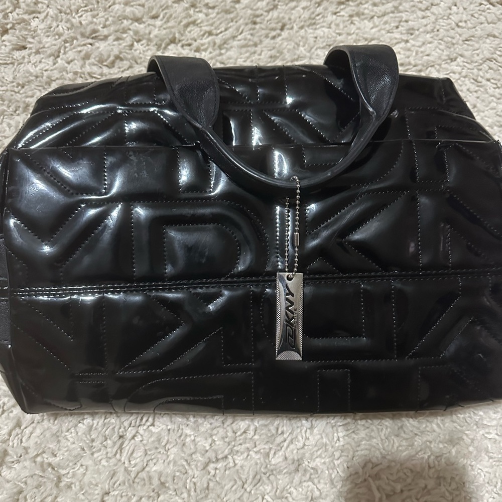 DKNY PURSE !!!